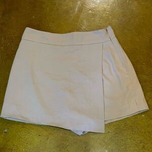 Forever 21 Cream Skort | Size M